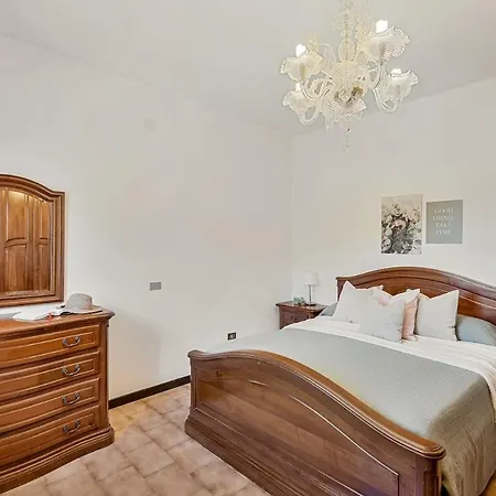 Poesia, 7 Pax With Pool * Tendola