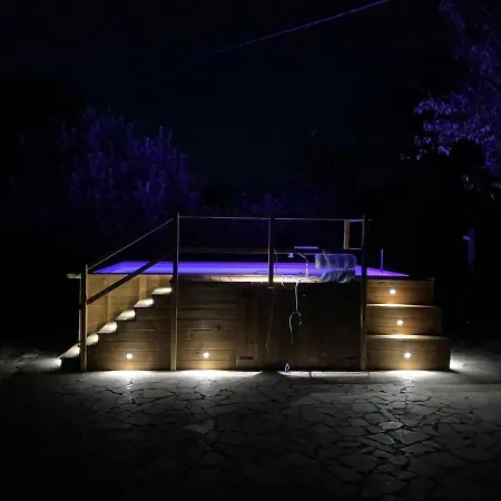 Holiday home Poesia, 7 Pax With Pool